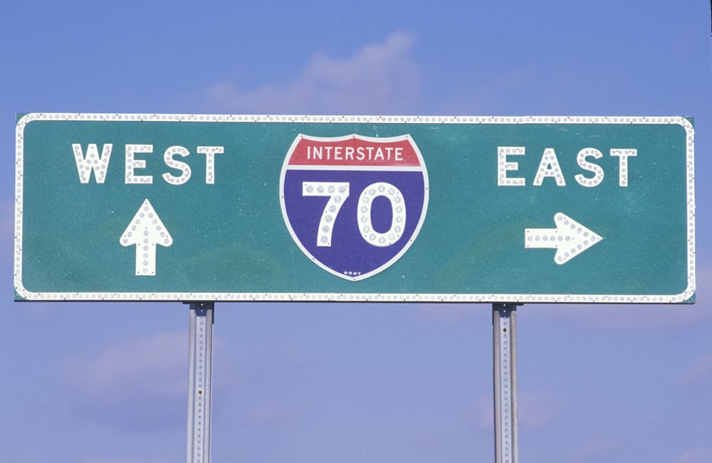 interstate 70 west and east sign